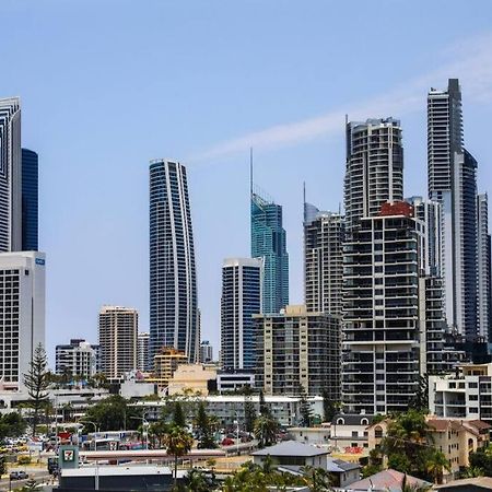 Modern 1 Brm Apartment With Pool Close To Beach Gold Coast Exteriér fotografie